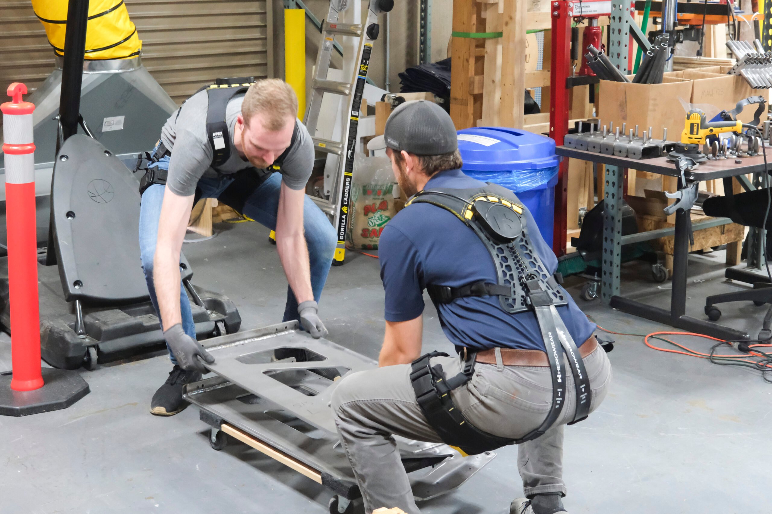 HeroWear_Apex2-Manufacturing_03-scaled