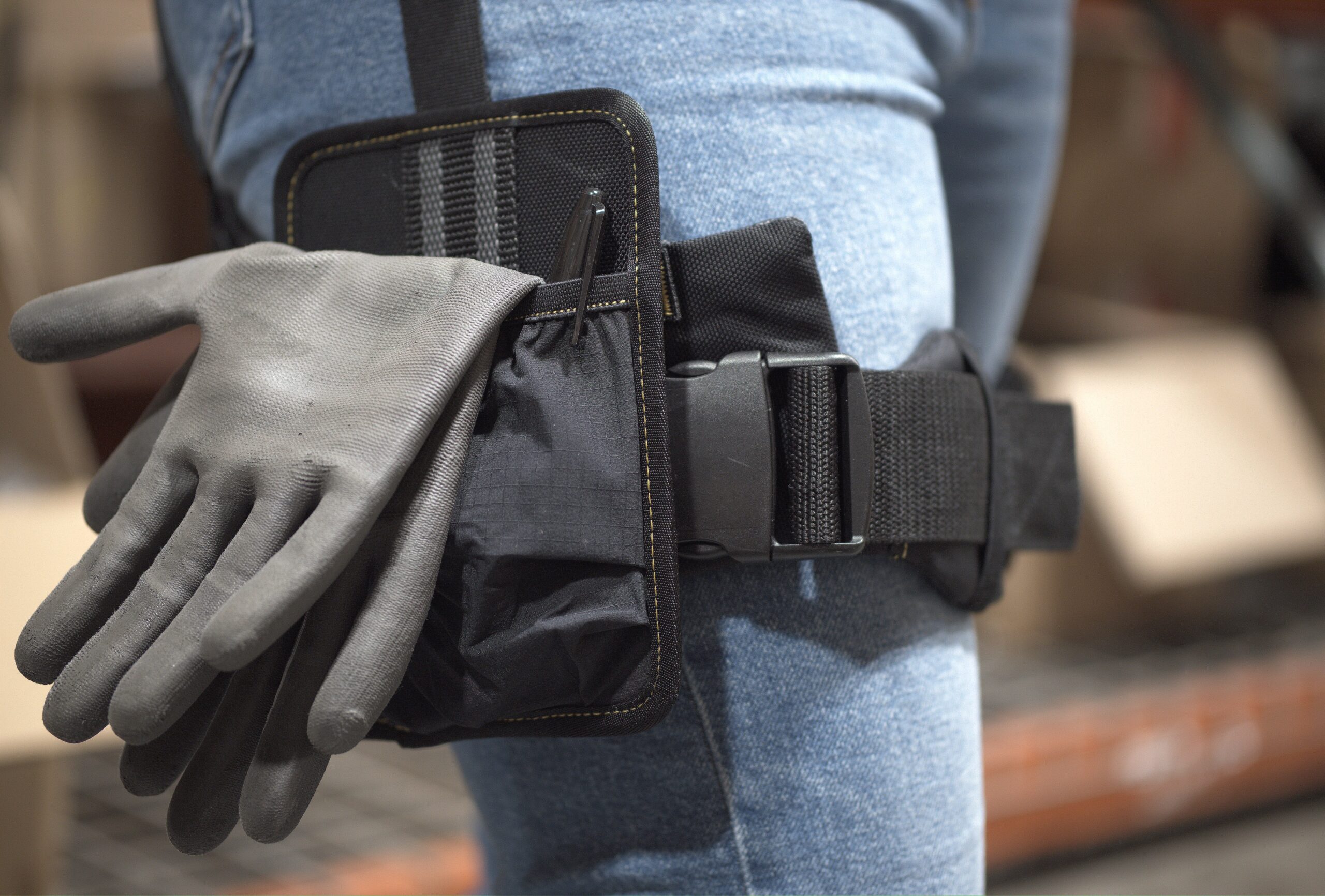Pocket with Gloves-min